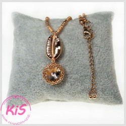 NASZYJNIK Z MUSZLA KAURI KiS MINI ROSE GOLD SHELL